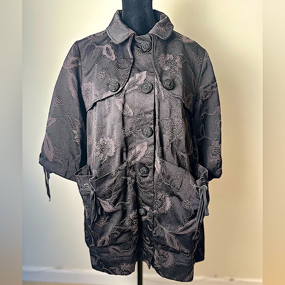 CHILLI PEPPER Women’s Black Cotton Floral Embroidered ButtonUp Artsy Jacket US 6